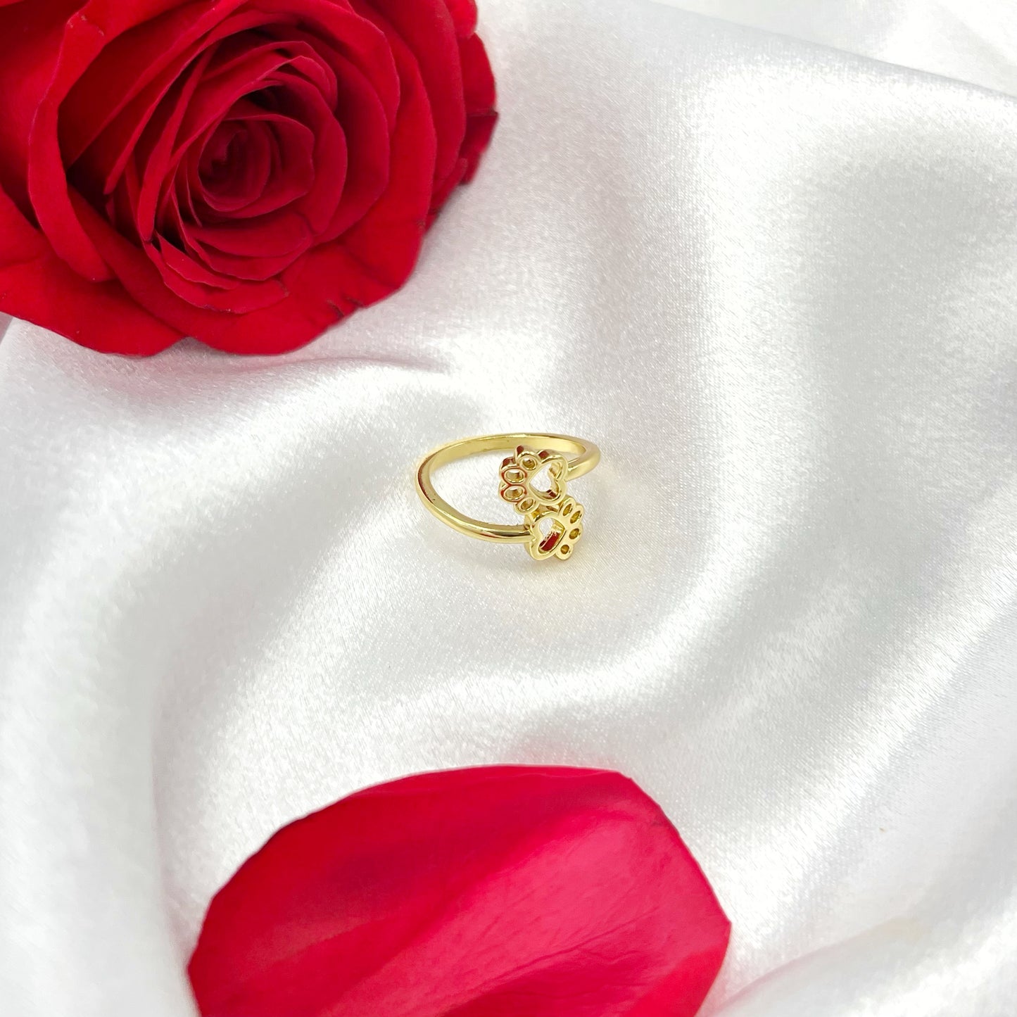 Dog Paws Adjustable Ring