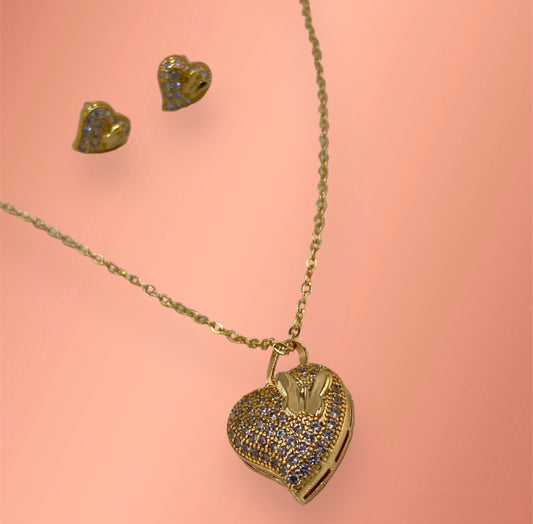Butterfly in Heart Laminated Gold Necklace and Earring Set